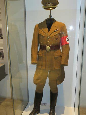 why did nazi uniforms work